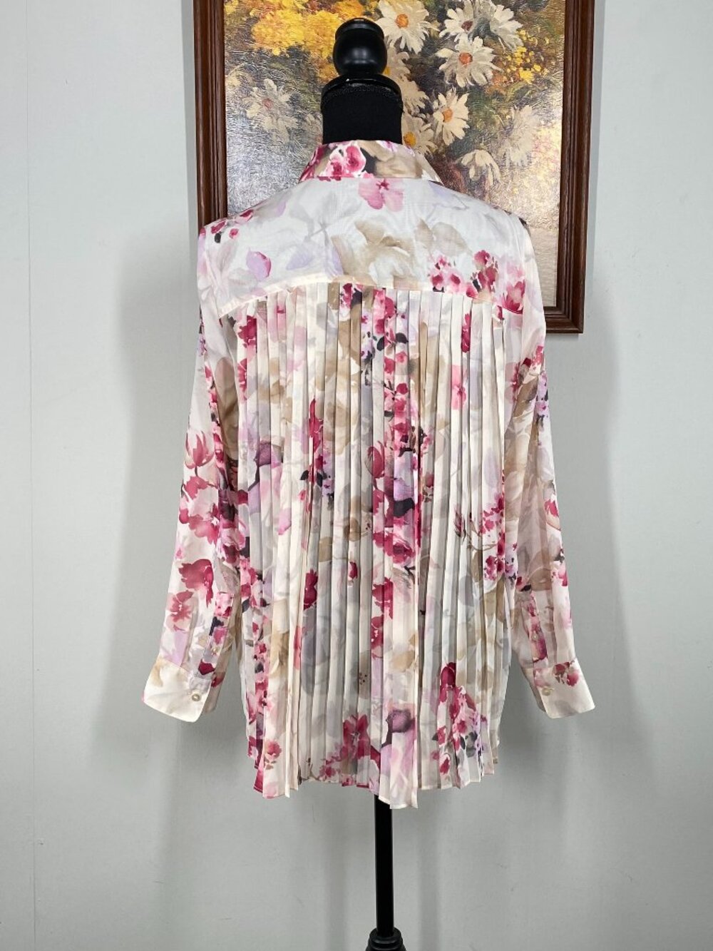 Chaps Button Up Blouse Top Women's Small Multicolor Floral Pleated Back - Picture 3 of 11